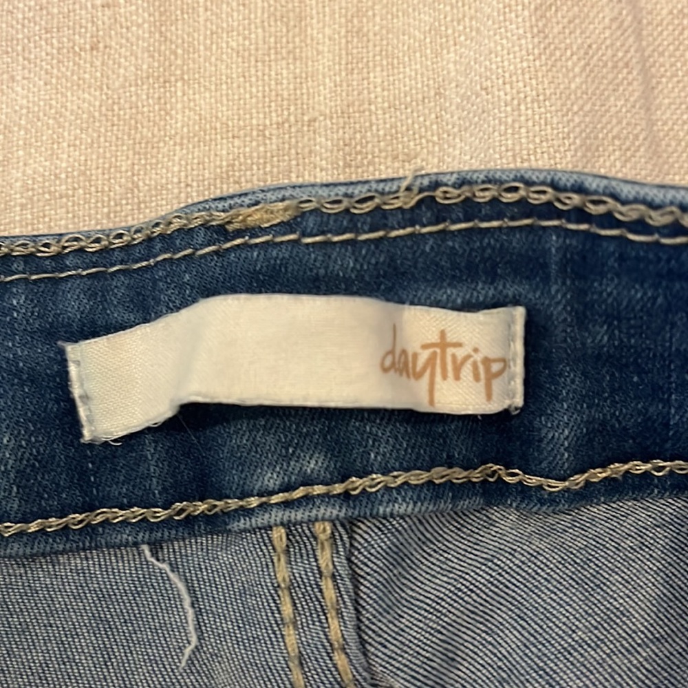 Daytrip Skinny Capri Ladies sz 32 - Picture 6 of 8